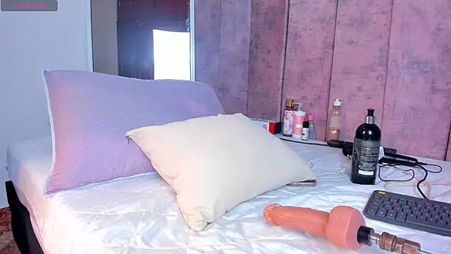 Annita001 online show from January 7, 7:19 pm