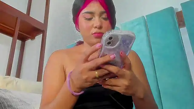 Snapshot of Annita001 chatting on December 2, 7:26 pm Annita001 online show from December 2, 7:26 pm