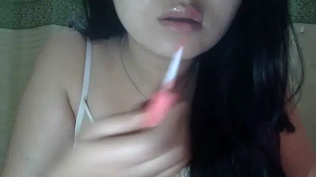 undressed princesss online show from February 12, 5:45 pm