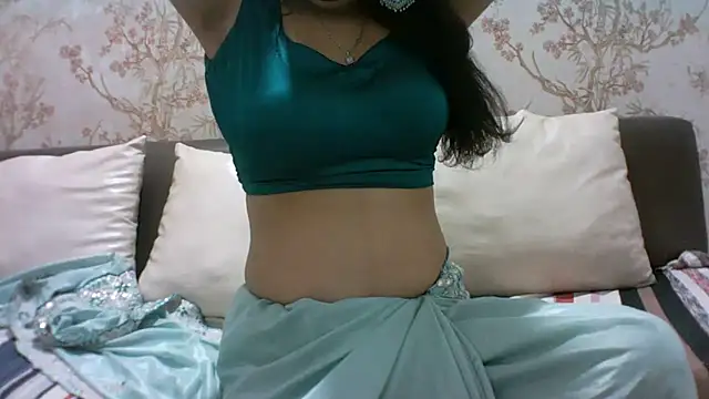 Snapshot of kajal__bhabhi_ chatting on July 4, 2:10 pm kajal bhabhi online show from July 4, 2:10 pm