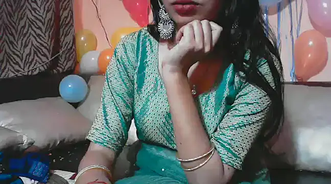 Snapshot of kajal__bhabhi_ chatting on March 9, 9:03 pm kajal bhabhi online show from March 9, 9:03 pm