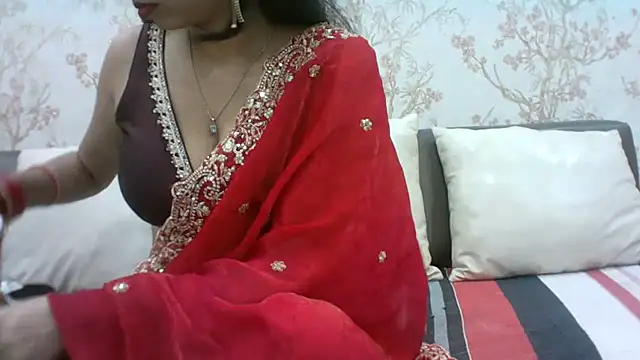 Snapshot of kajal__bhabhi_ chatting on June 25, 6:35 pm kajal bhabhi online show from June 25, 6:35 pm