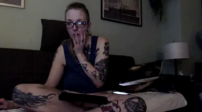 Astrid-Gilbert online show from March 2, 10:23 pm