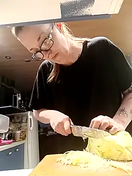 Astrid-Gilbert online show from February 10, 4:14 pm