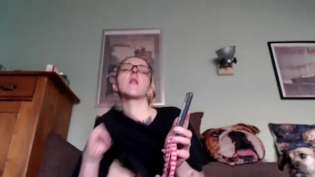 Astrid-Gilbert online show from January 29, 12:02 pm