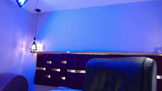 Snapshot of emily_fox_3 chatting on September 17, 3:41 am emily fox 3 online show from September 17, 3:41 am