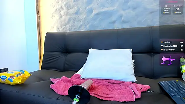 Shanntal  online show from March 8, 11:07 pm