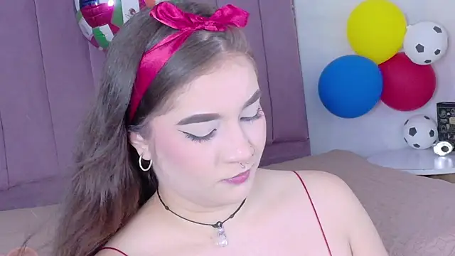 Snapshot of Shanntal_ chatting on June 24, 7:33 pm Shanntal online show from June 24, 7:33 pm