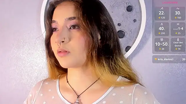 Shanntal  online show from November 24, 8:20 pm