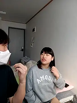 Snapshot of cutie_koreancouple chatting on February 26, 1:14 am cutie koreancouple online show from February 26, 1:14 am