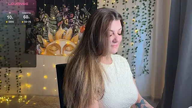 Snapshot of SweetyKatherine chatting on October 20, 6:48 am SweetyKatherine online show from October 20, 6:48 am