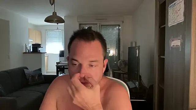 Snapshot of Funnyjul31 chatting on September 10, 4:06 pm Funnyjul31 online show from September 10, 4:06 pm