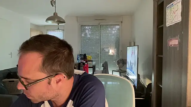 Snapshot of Funnyjul31 chatting on September 13, 10:37 am Funnyjul31 online show from September 13, 10:37 am