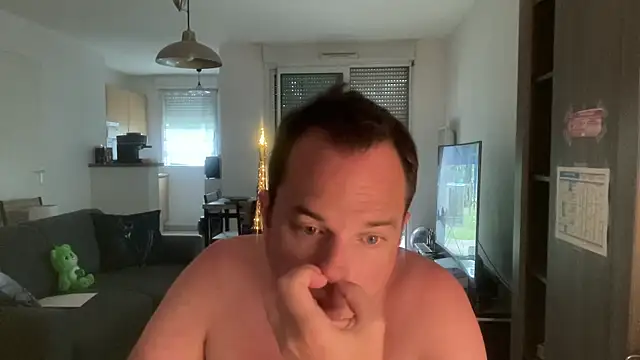 Funnyjul31 online show from May 3, 5:27 pm