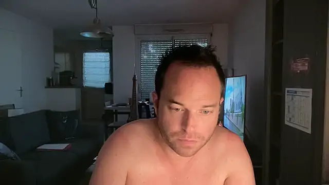 Funnyjul31 online show from May 2, 10:53 am