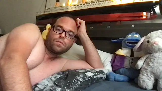 Funnyjul31 online show from May 29, 6:47 pm