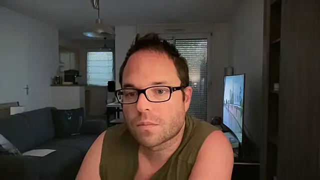 Funnyjul31 online show from May 18, 11:15 am