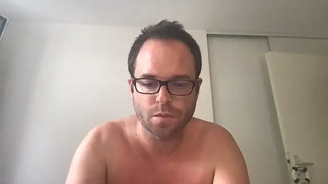 Funnyjul31 online show from June 30, 6:08 pm