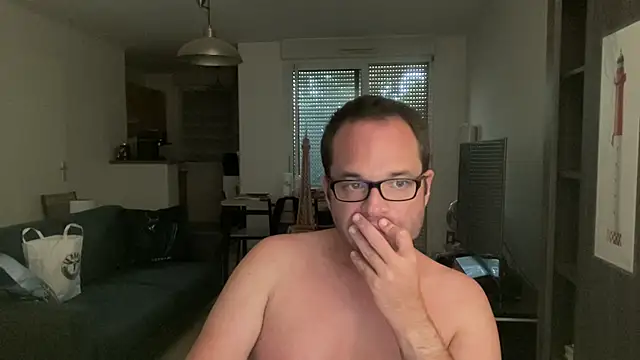 Funnyjul31 online show from June 29, 6:29 pm