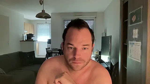 Funnyjul31 online show from February 16, 10:14 am