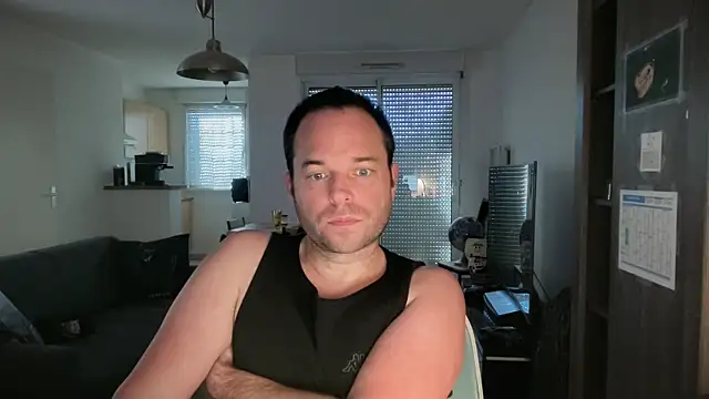 Funnyjul31 online show from February 7, 2:58 pm