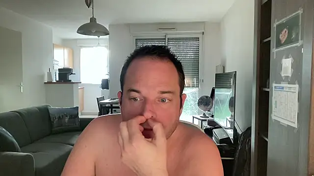 Funnyjul31 online show from February 6, 4:25 pm