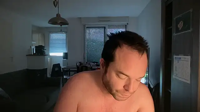 Funnyjul31 online show from February 21, 10:17 am