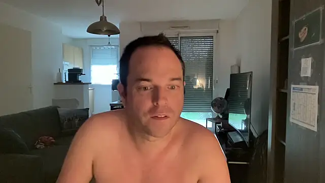 Funnyjul31 online show from February 5, 4:25 pm