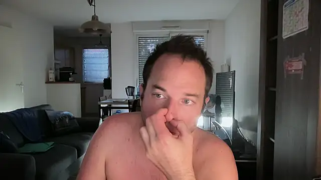 Snapshot of Funnyjul31 chatting on October 7, 1:01 pm Funnyjul31 online show from October 7, 1:01 pm