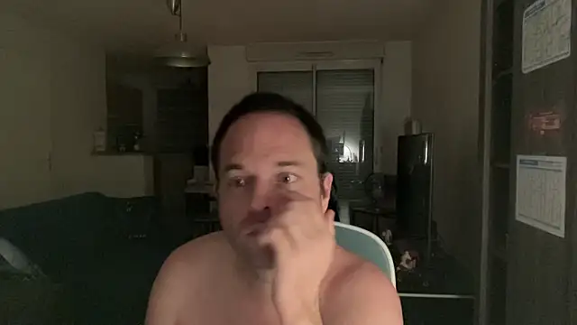 Snapshot of Funnyjul31 chatting on November 17, 9:19 pm Funnyjul31 online show from November 17, 9:19 pm