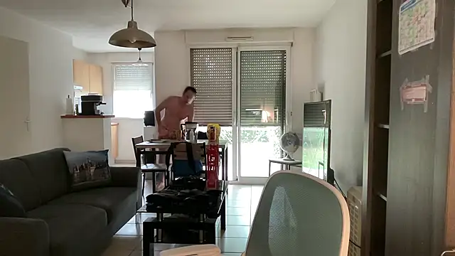 Snapshot of Funnyjul31 chatting on September 21, 2:00 pm Funnyjul31 online show from September 21, 2:00 pm