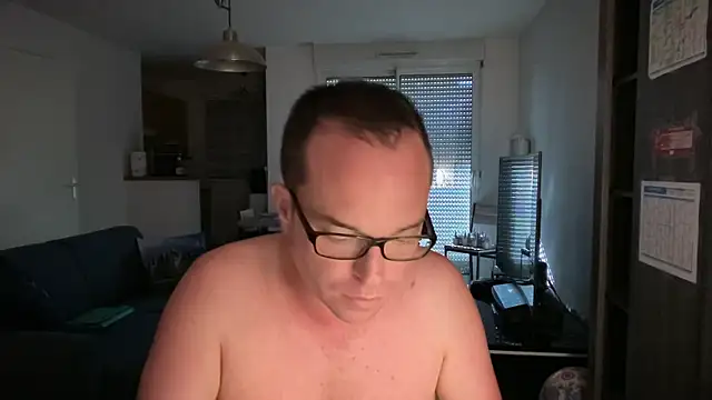 Snapshot of Funnyjul31 chatting on October 12, 2:40 pm Funnyjul31 online show from October 12, 2:40 pm