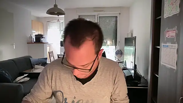 Snapshot of Funnyjul31 chatting on November 1, 12:54 pm Funnyjul31 online show from November 1, 12:54 pm