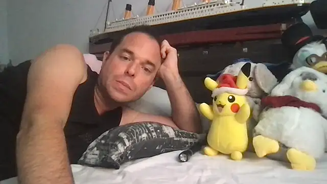 Snapshot of Funnyjul31 chatting on November 11, 3:07 pm Funnyjul31 online show from November 11, 3:07 pm