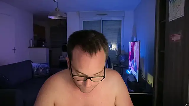 Snapshot of Funnyjul31 chatting on September 24, 6:25 pm Funnyjul31 online show from September 24, 6:25 pm