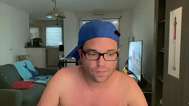 Funnyjul31 online show from July 31, 4:26 pm