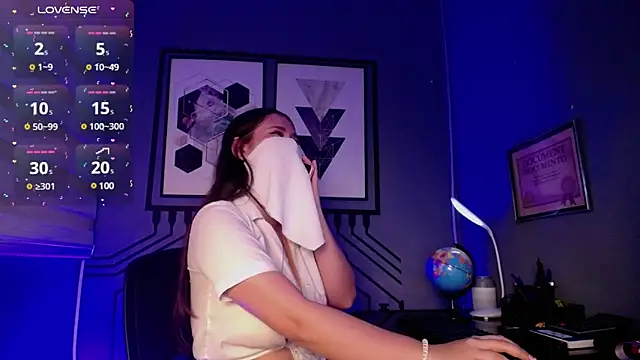 LeilaRasi online show from February 8, 1:43 am