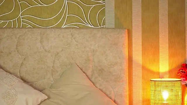Snapshot of MillaBlis chatting on July 7, 8:34 pm MillaBlis online show from July 7, 8:34 pm