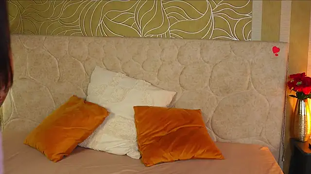 MillaBlis online show from March 12, 7:18 pm