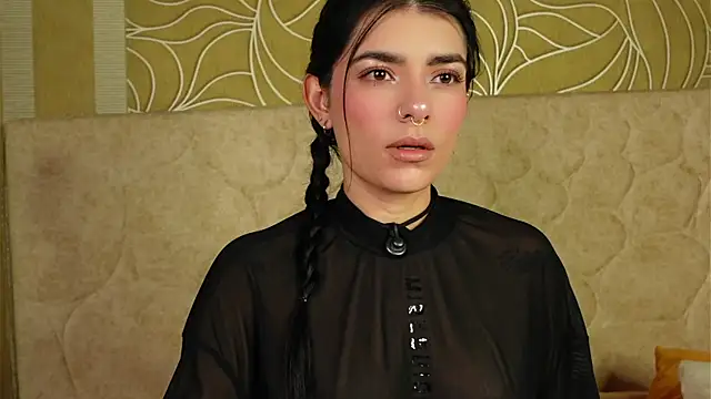 MillaBlis online show from December 22, 9:59 pm