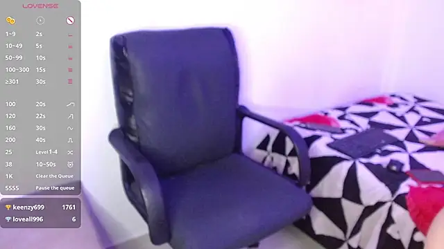 Luna-Naughty online show from March 9, 3:22 am