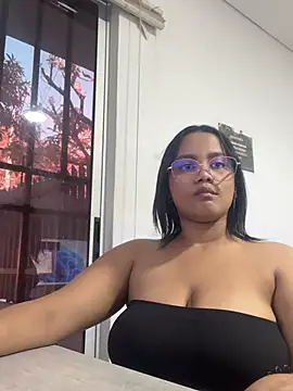 my cam online show from March 6, 9:09 pm