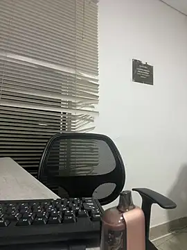 my cam online show from March 8, 12:22 am