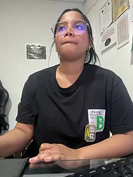 my cam online show from March 7, 8:22 pm