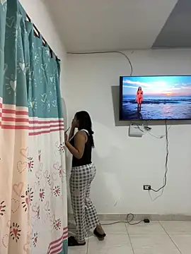 my cam online show from May 21, 7:44 pm