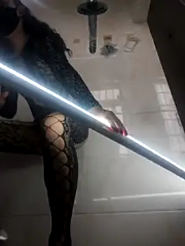 Snapshot of cd_vv chatting on April 6, 4:46 am cd vv online show from April 6, 4:46 am