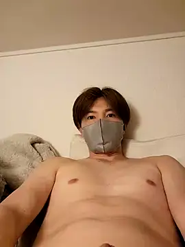 yuukee11111 online show from January 27, 3:28 pm