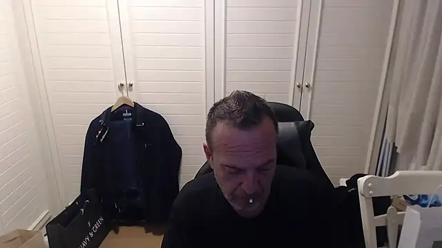 Dimitrios30 online show from February 25, 4:07 pm