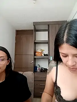 Snapshot of bri_ali chatting on March 18, 9:53 pm bri ali online show from March 18, 9:53 pm