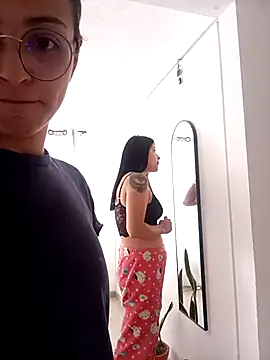 Snapshot of bri_ali chatting on March 17, 2:45 pm bri ali online show from March 17, 2:45 pm